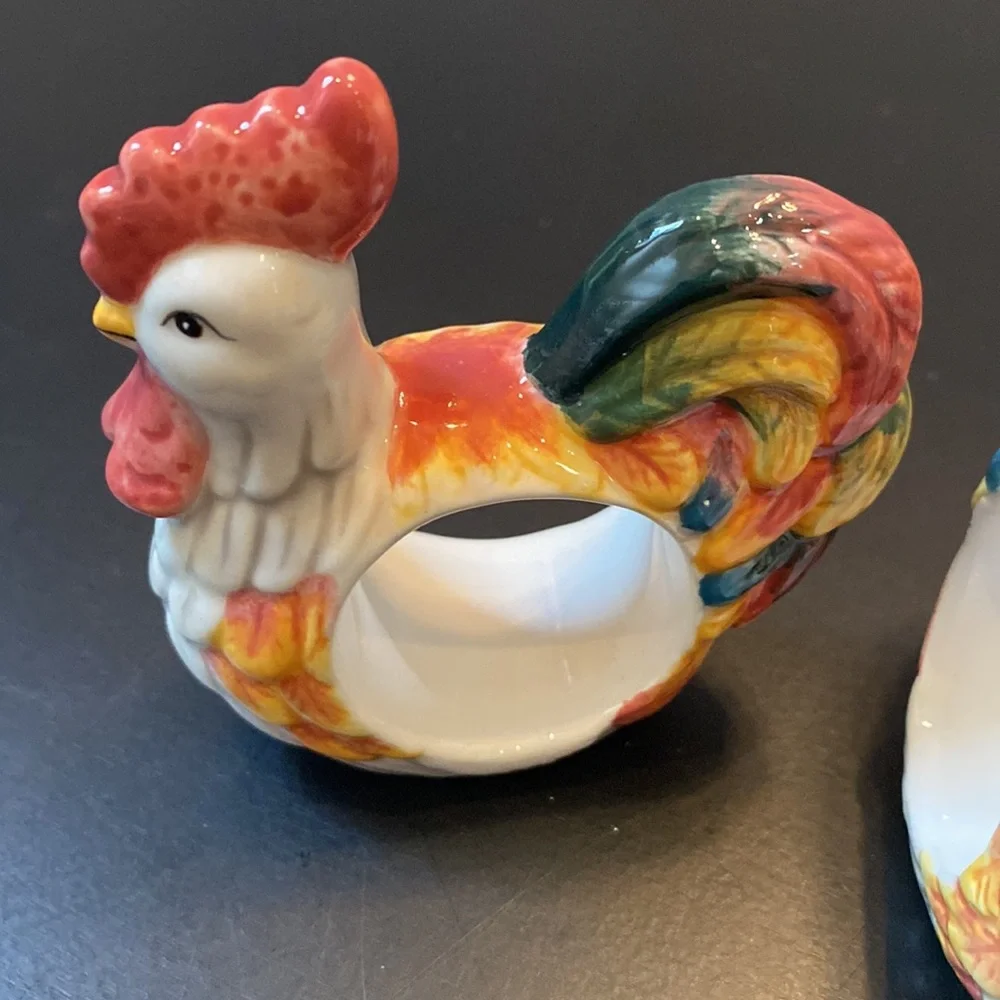 VTG ceramic/ porcelain set of 4 Rooster napkin holder rings